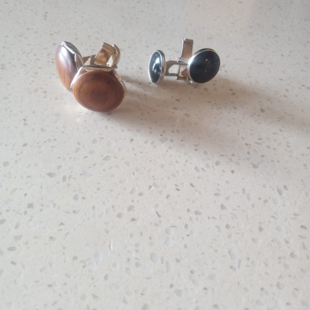 Cuff links